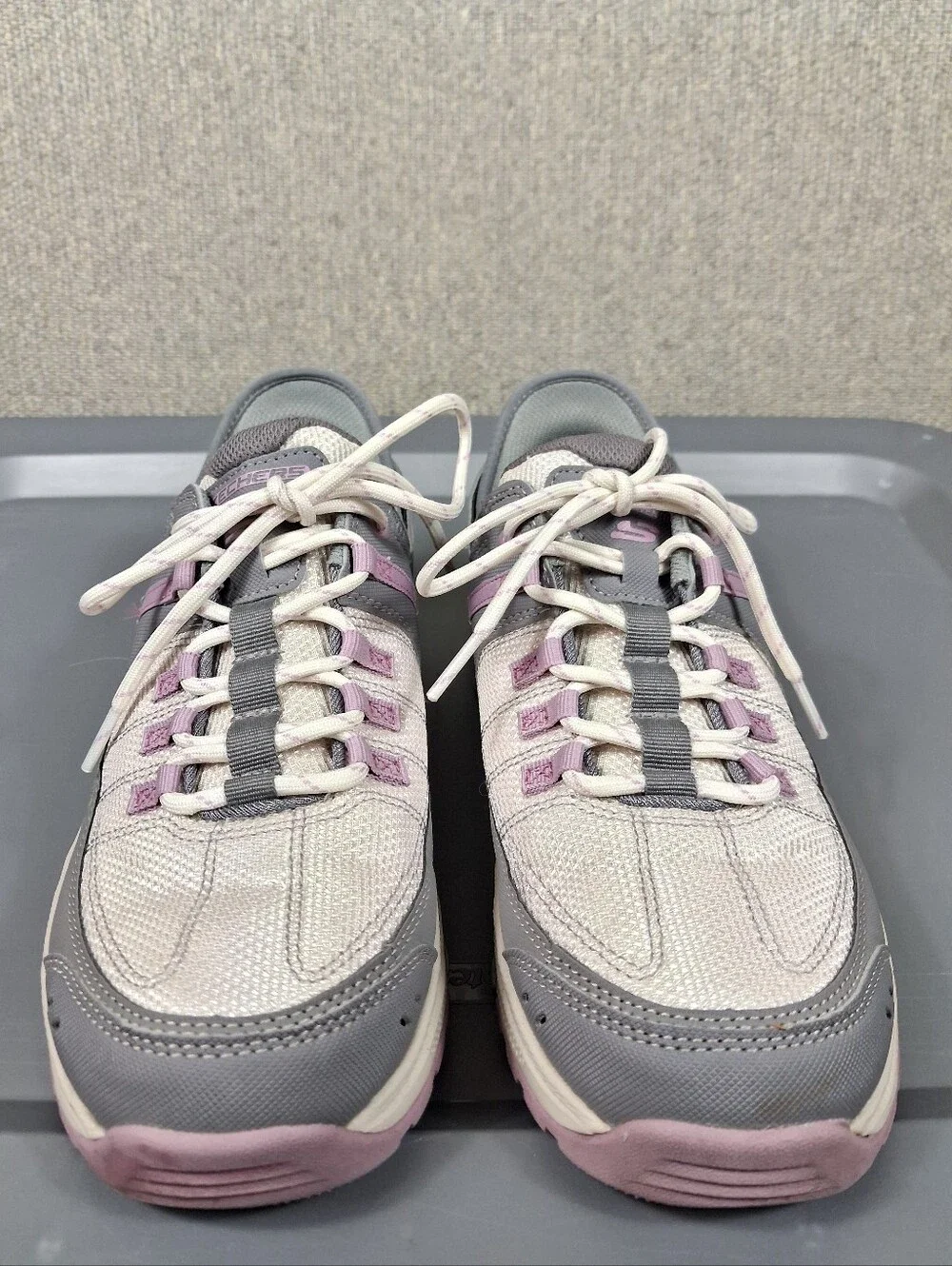 Skechers hands free